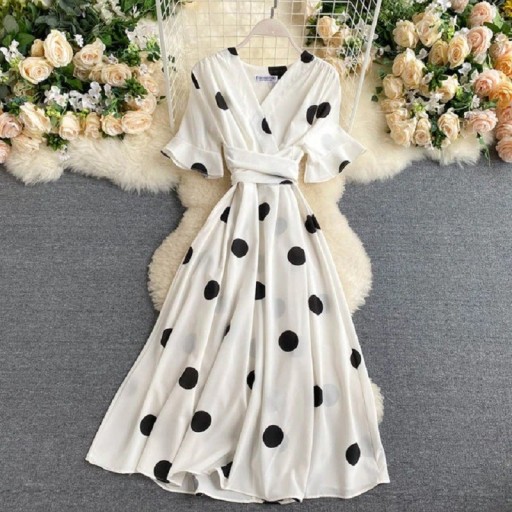 Rochie de damă cu buline P809
