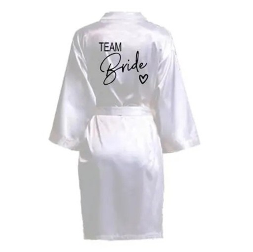 Rochie de noapte pentru mireasă din satin fin cu inscripția team bride