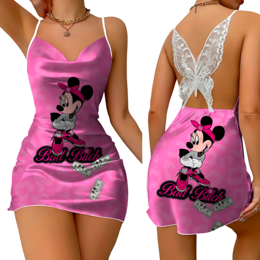 Roze mini-jurk met print van tekenfilmfiguren en opschrift Vlinderkant op de rug Geld en sneakers Sexy outfit met halslijn