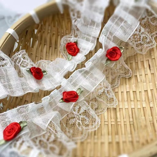Ruban en dentelle avec des roses 90 cm Largeur 5 cm Dentelle décorative en polyester à motif floral pour la couture de vêtements