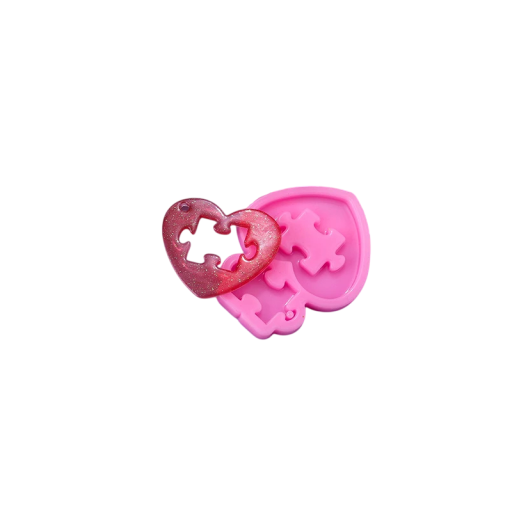 Růžová silikonová forma Srdce s puzzle dílkem 9,3 x 7 cm na odlévání z pryskyřice Výroba přívěsků klíčenek dekorací a originálních ozdob