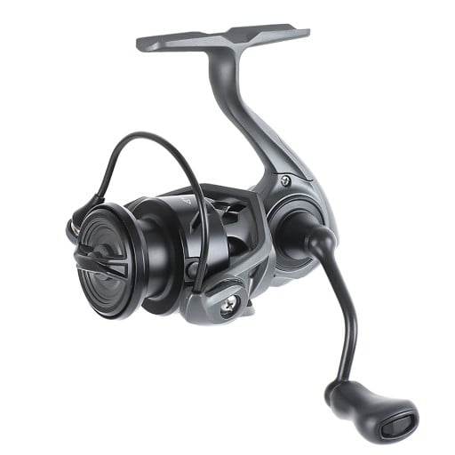 Rybársky naviják 1000 s prevodom 5,2:1 a 5+1 ložiskami Brzdná sila 4 kg Kapacita 0,17 mm/150 m 11 x 9 x 6,2 cm Šedo-čierny naviják na prívlač