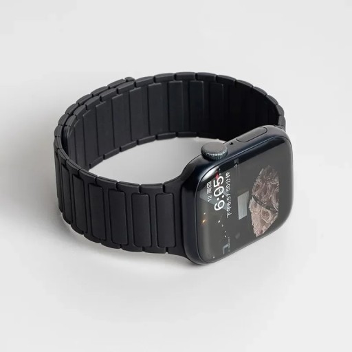 S10 42 mm-es Szilikon Szíj Apple Watch-hoz Magnetikus Záródás Kompatibilis 38 40 41 42 mm Series 1–10 SE SE 2 Kényelmes Szíj