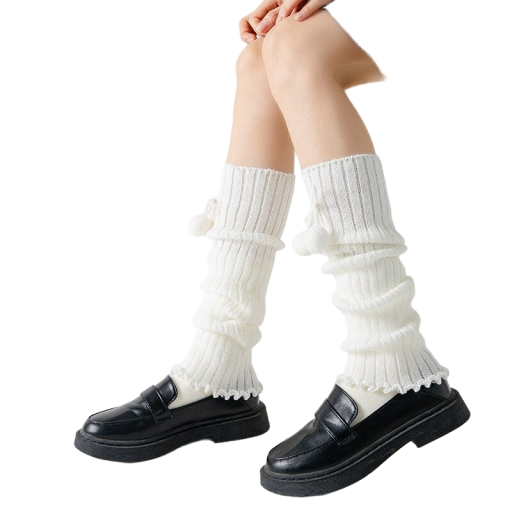 Säärystimet tupsulla ja koristeellisella reunuksella