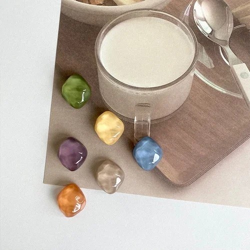 Sada 5 ks magnetek oválné barevné  hladký povrch dekorativní magnety na lednici nástěnku kancelář uchycení poznámek