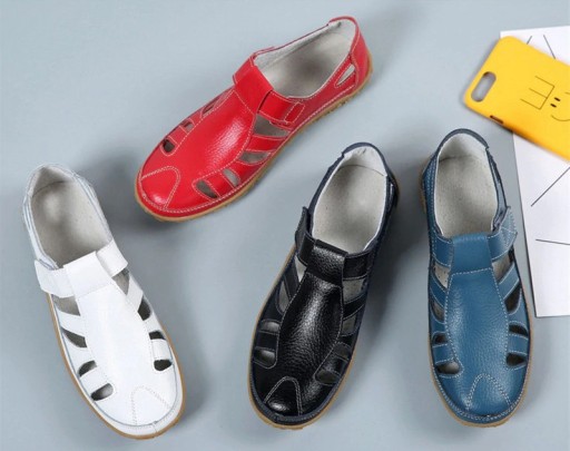 Sandali da donna con chiusura in velcro