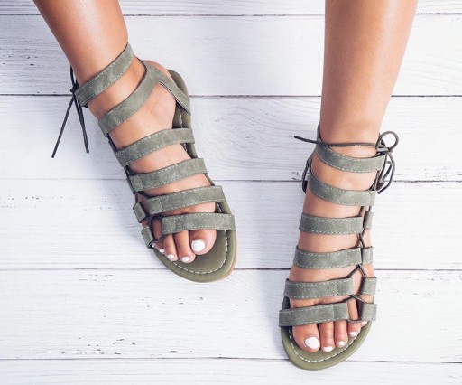 Sandálias de tiras femininas