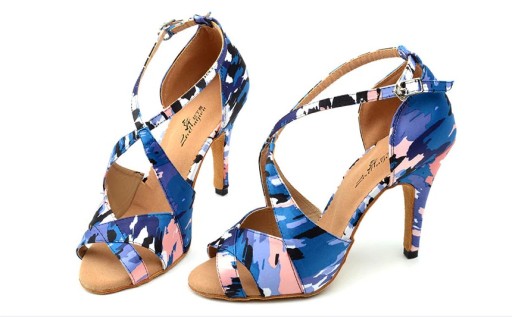 Scarpe da ballo da donna con motivo militare