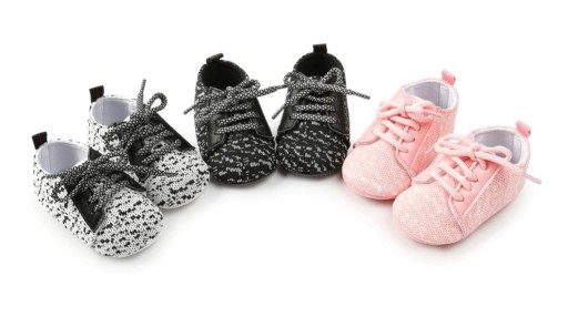 Scarpe per bambini con lacci