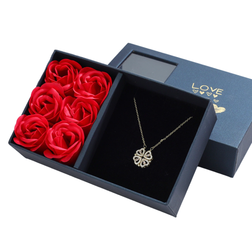 Scatola regalo con collana