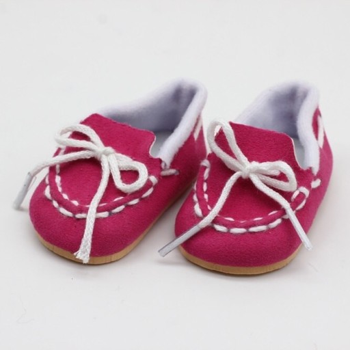 Schuhe mit Schnürsenkeln für eine Puppe