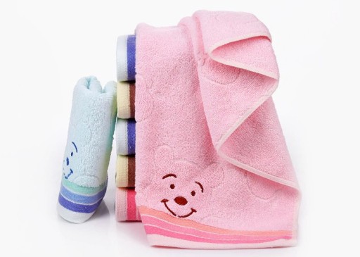 Serviette de bain pour enfants avec ours J1881