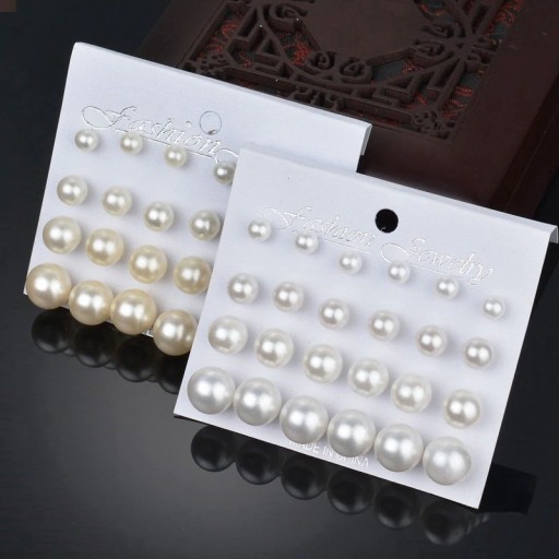 Set di orecchini a bottone da donna