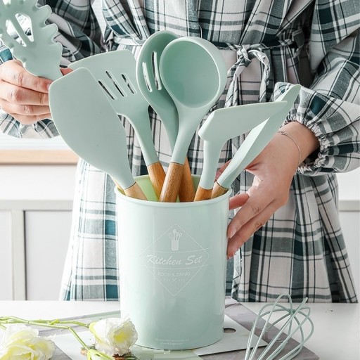 Set di utensili da cucina con supporto 12 pezzi