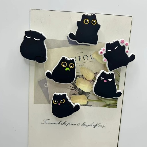 Set van 6 stuks magneten zwarte katten geanimeerd ongeveer 3 cm plastic kleurrijke 3D magneten voor de koelkast decoratie notitiehouder