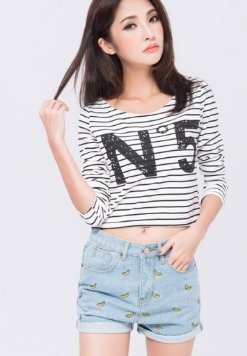 Shorts in denim da donna con banane