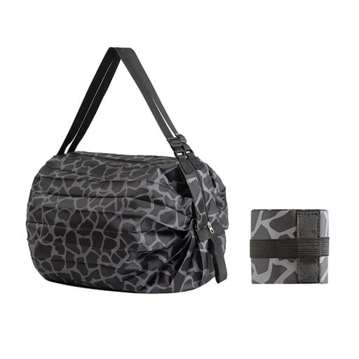 Skládacia nákupná taška STACEYO vodoodolná nylonová na zips s nastaviteľným popruhom rozložená 40 x 40 cm čierna na nákup i cesty