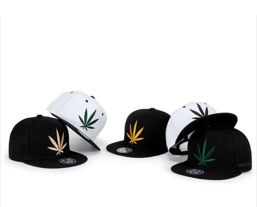 Snapback con stampa di marijuana J1000
