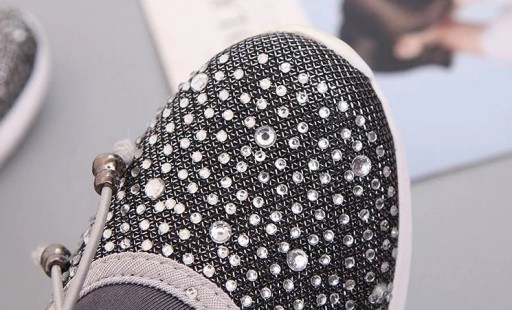 Sneakers slip on da donna Maria con strass