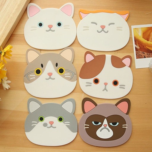 Sottobicchiere a forma di gatto