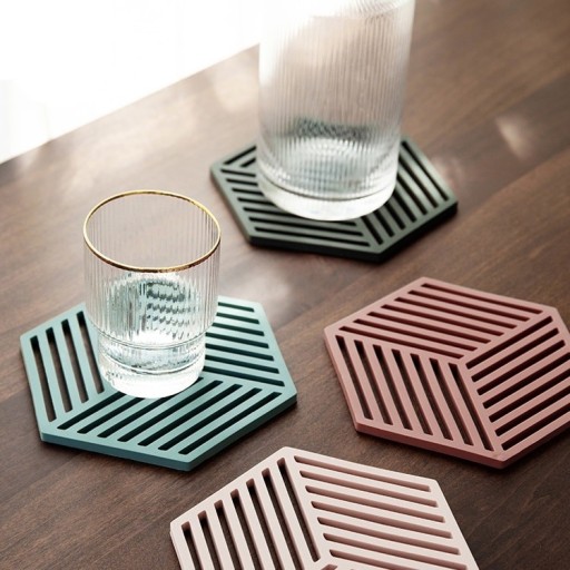 Sous-verre en silicone en forme d'hexagone