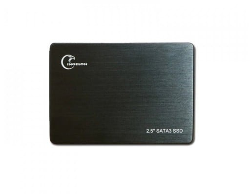 SSD-kiintolevy USB-sovittimella K2326