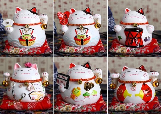 Statueta ceramică a unei pisici norocoase