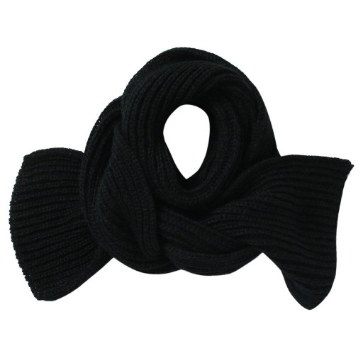 Stickad barnscarf A208