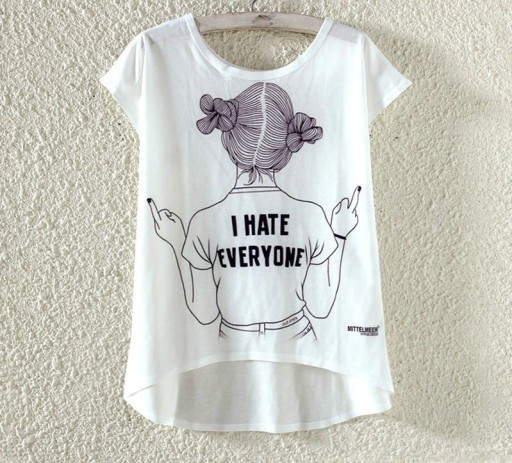 Stilfuld dame-T-shirt med teksten &quot;Jeg hader alle&quot;