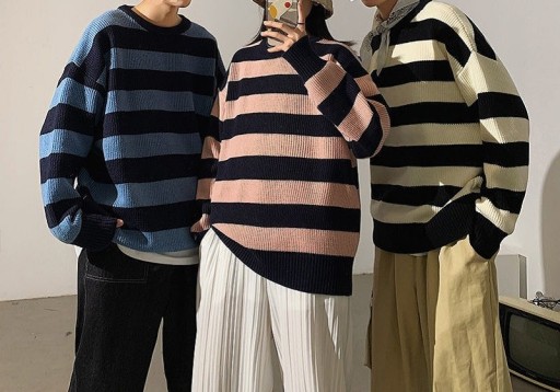 Stribet sweater F188