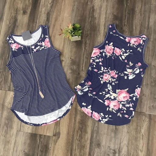 Stribet tanktop med blomster til kvinder