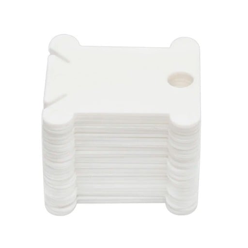 Súprava 100 ks plastových držiakov na vyšívacie nite 3,8 x 3,6 cm Organizér na šijacie a krížikové nite Cievky na navíjanie