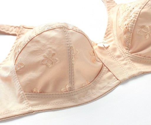 Sutiã feminino ligeiramente acolchoado