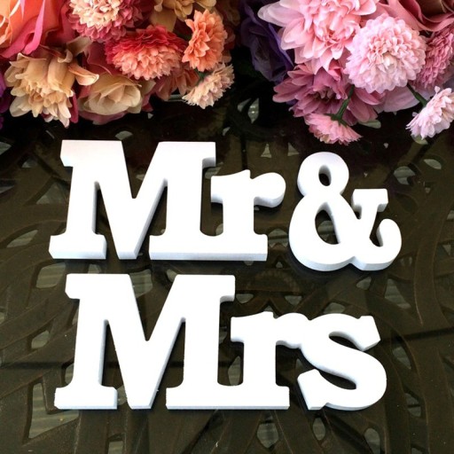 Svatební dekorace Mr and Mrs