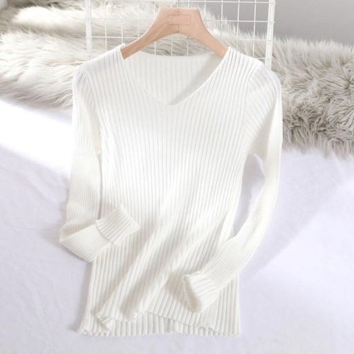 Sweater de malha feminino com decote