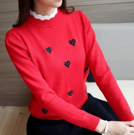 Sweter damski w serduszka G343
