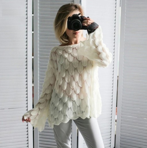 Sweter damski z wzorem A2362
