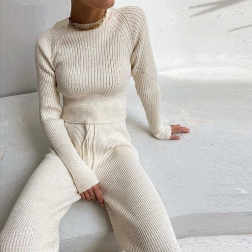 Sweter i spodnie damskie B1064