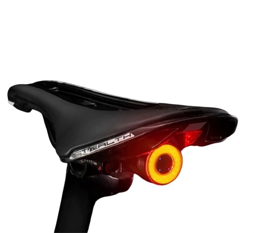 Système d'éclairage arrière pour vélo