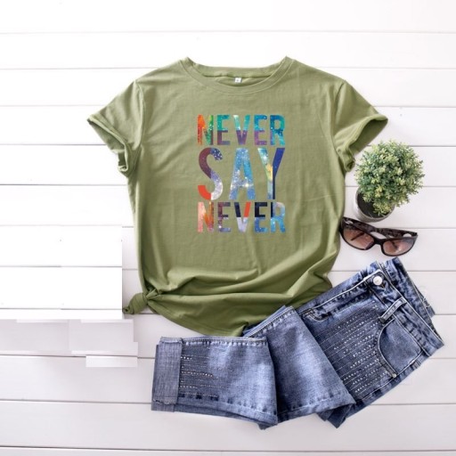 T-shirt dam med färgglatt tryck B190