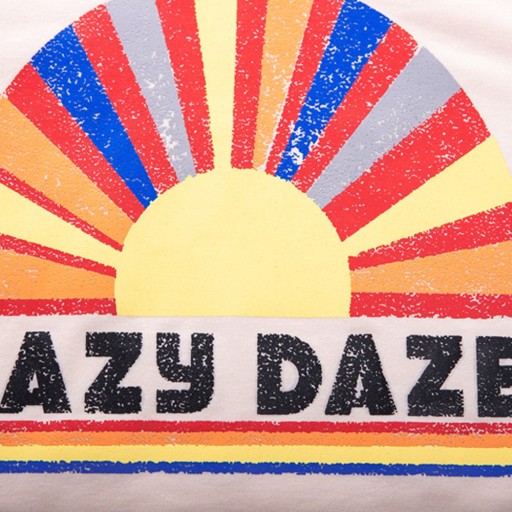 T-shirt feminina com estampado colorido