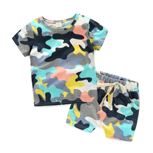 T-Shirt und Shorts für Jungen L1342