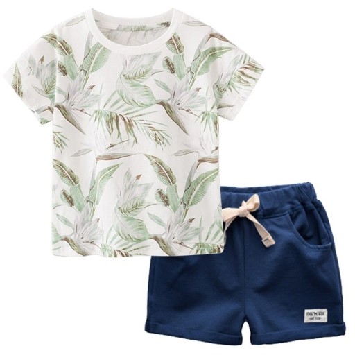 T-Shirt und Shorts für Jungen L1722