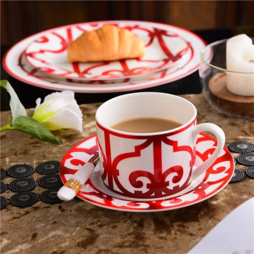 Tasse en céramique et soucoupe 2 pcs A1055