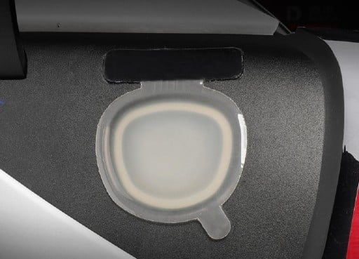 Töltőport fedele a Tesla elektromos autó számára