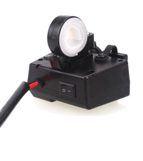 Tomada de isqueiro para moto