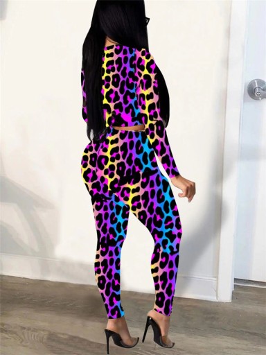 Top corto da donna e pantaloni B1035