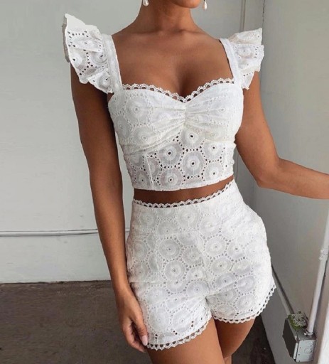 Top corto in pizzo e pantaloni corti da donna B1000