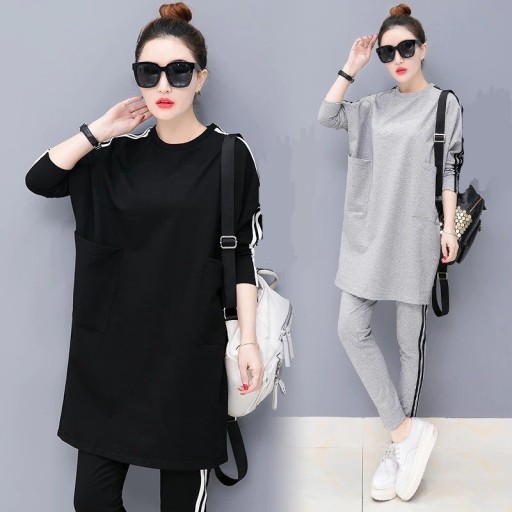 Top e pantaloni da tuta da donna