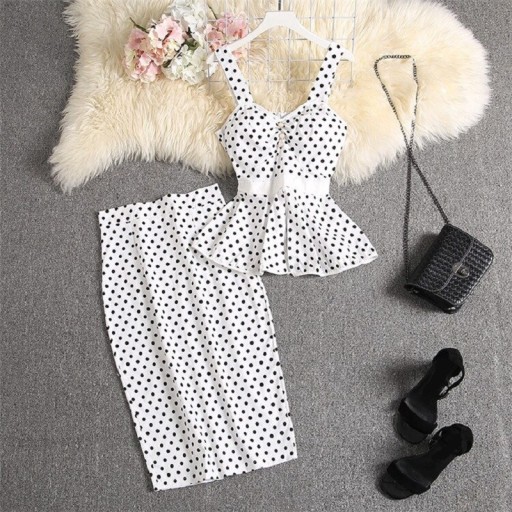 Top y falda de mujer B994